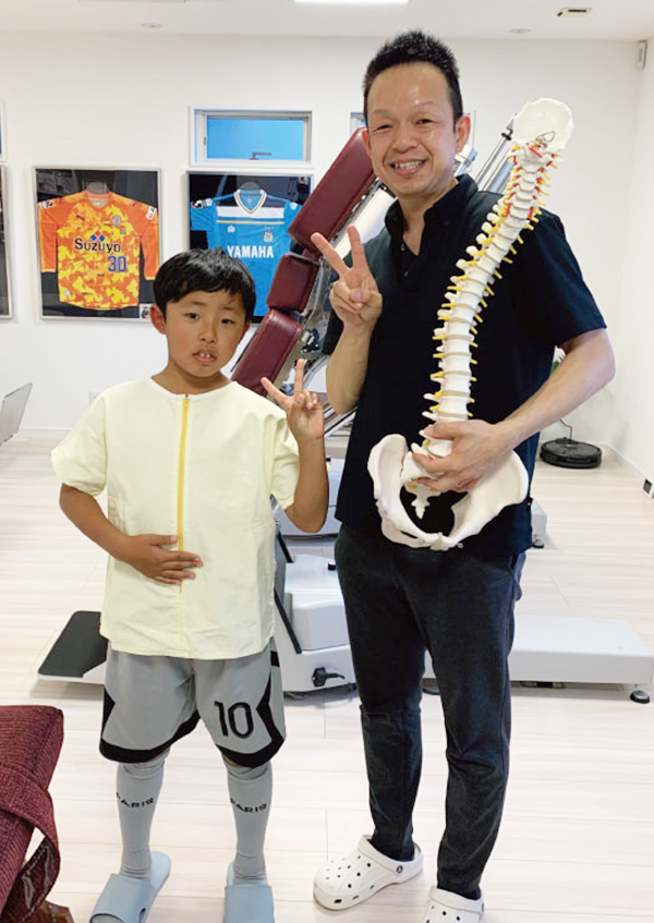 股関節痛の痛みが無くなりサッカーができるようなりました。